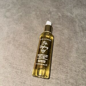 NWT BUMBLE & BUMBLE Styling Oil Lightweight Hair Oil with Heat Protectant